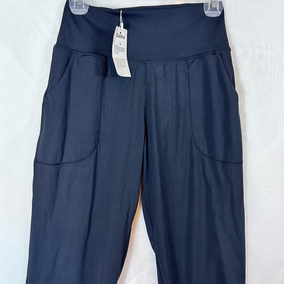 NWT Black Spandex Pocket Yoga Joggers Womens Pants / small - Picture 3 of 11